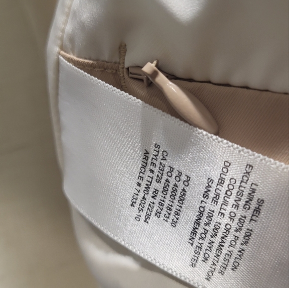 Babaton nude windbreaker - Picture 6 of 8